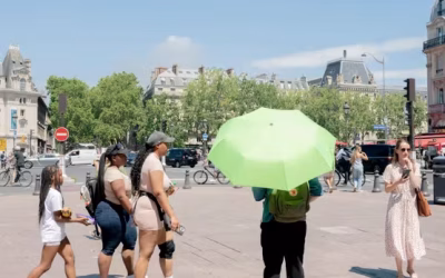 Alors qu’une nouvelle vague de chaleur frappe la France, le gouvernement tente de ne pas paraître dépassé par la crise climatique.